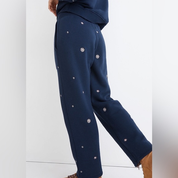 Madewell Airyterry Floral Embroidered Tapered Sweatpants Stitched-Pocket Edition - Picture 2 of 14